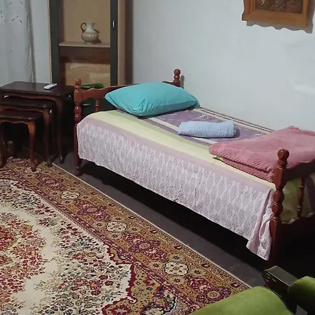 Kuca Za Iznajmljivanje * Bačka Palanka